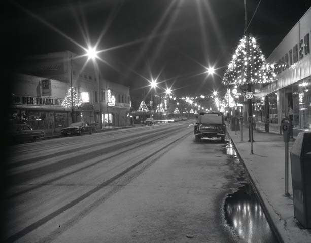 1964 Christmas Illinois Street (2)